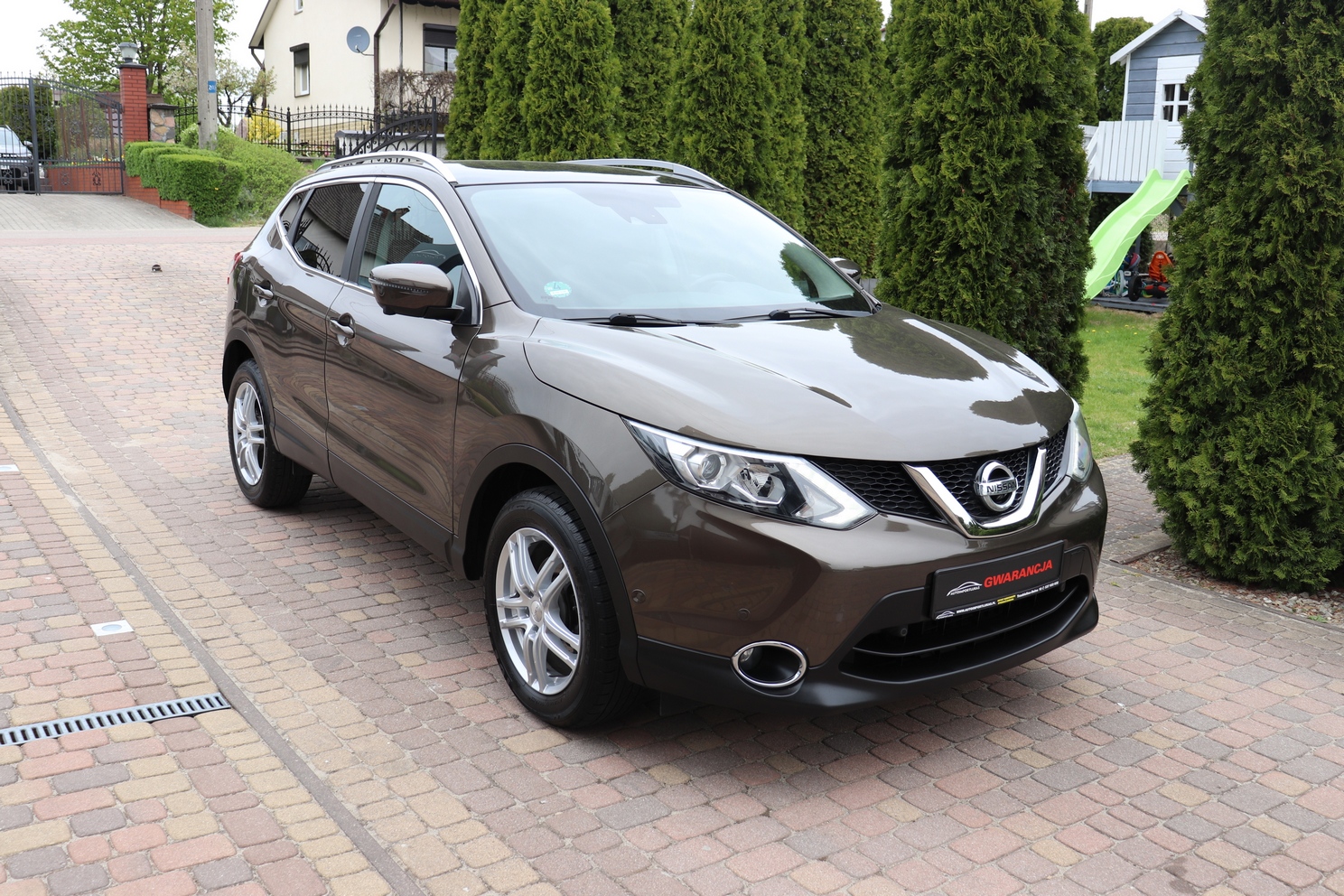 NISSAN QASHQAI 1.6 BENZYNA, SERWISOWANY, DOBRZE WYPOSAŻONY, GWARANCJA